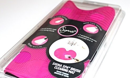 Sneaky Peek: The Sigma Spa Brush Cleaning&nbsp;Mat